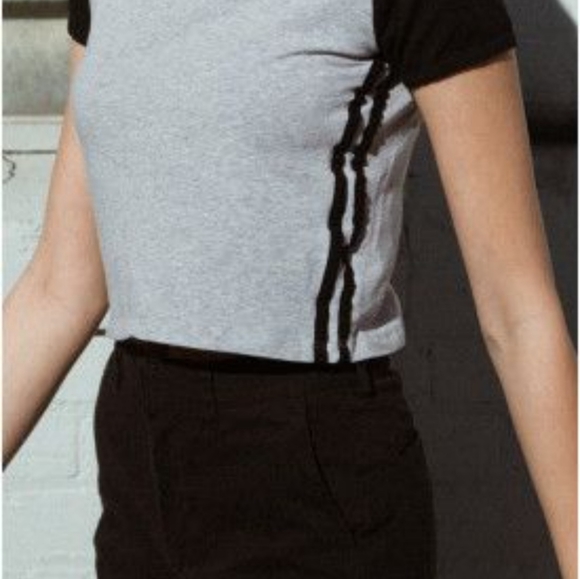 Brandy melville grey top with black stripes on sides and black sleeves - Picture 1 of 1